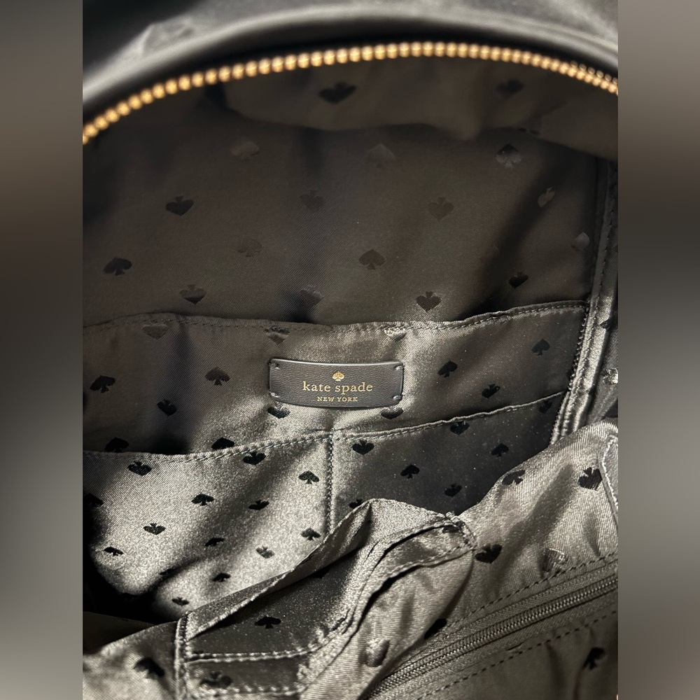♠️ Kate Spade Universal Backpack - Picture 3 of 9